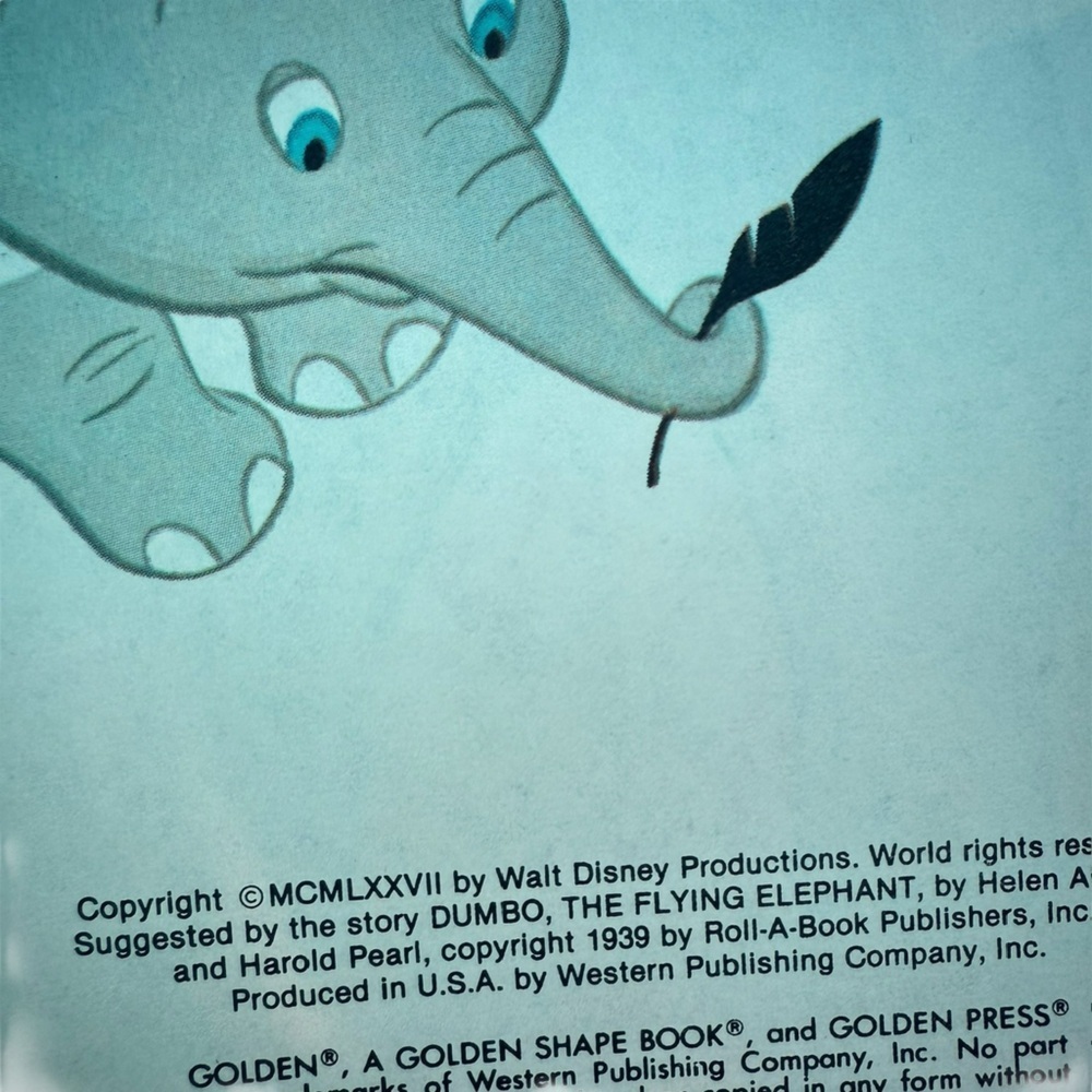 VTG DISNEY DUMBO paperback book with Colorful Balloons picture book elephant - Picture 6 of 7